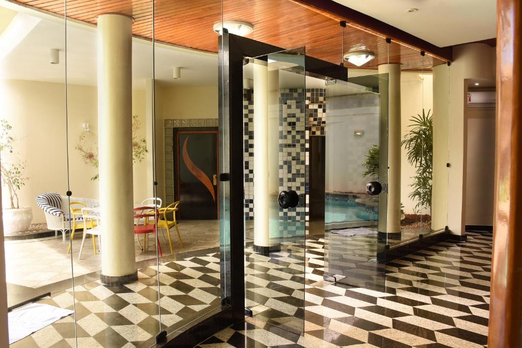  Motel Del Rey