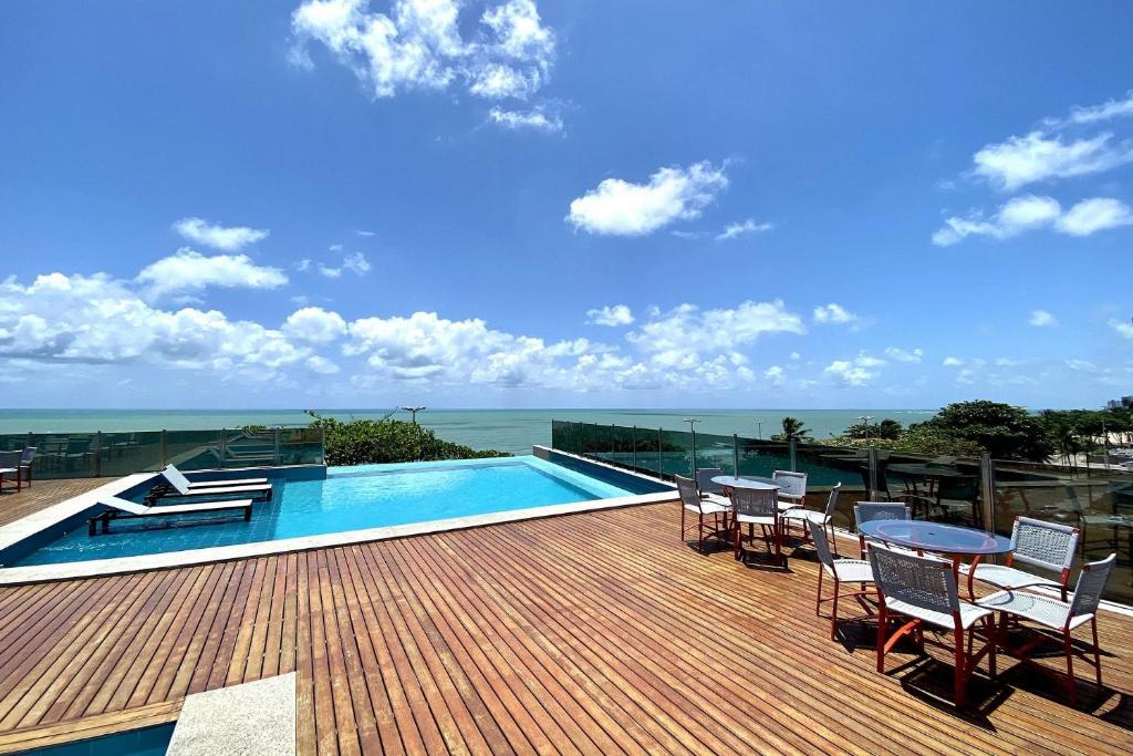  Apartamento decorado na Praia de Piedade em Pernambuco por Carpediem