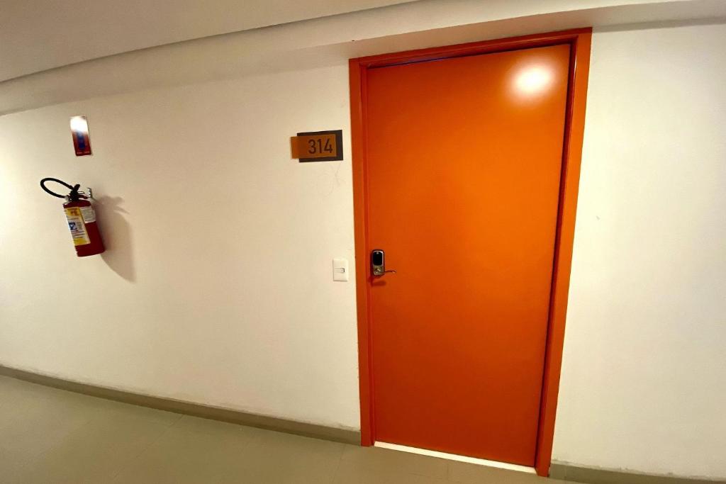  Apartamento decorado na Praia de Piedade em Pernambuco por Carpediem