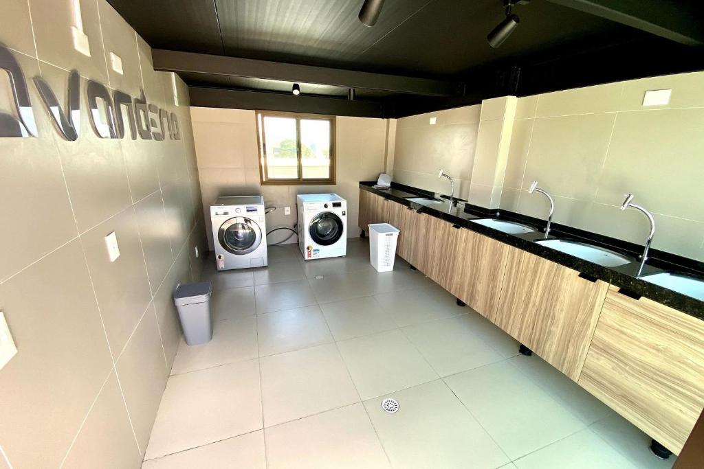  Apartamento decorado na Praia de Piedade em Pernambuco por Carpediem