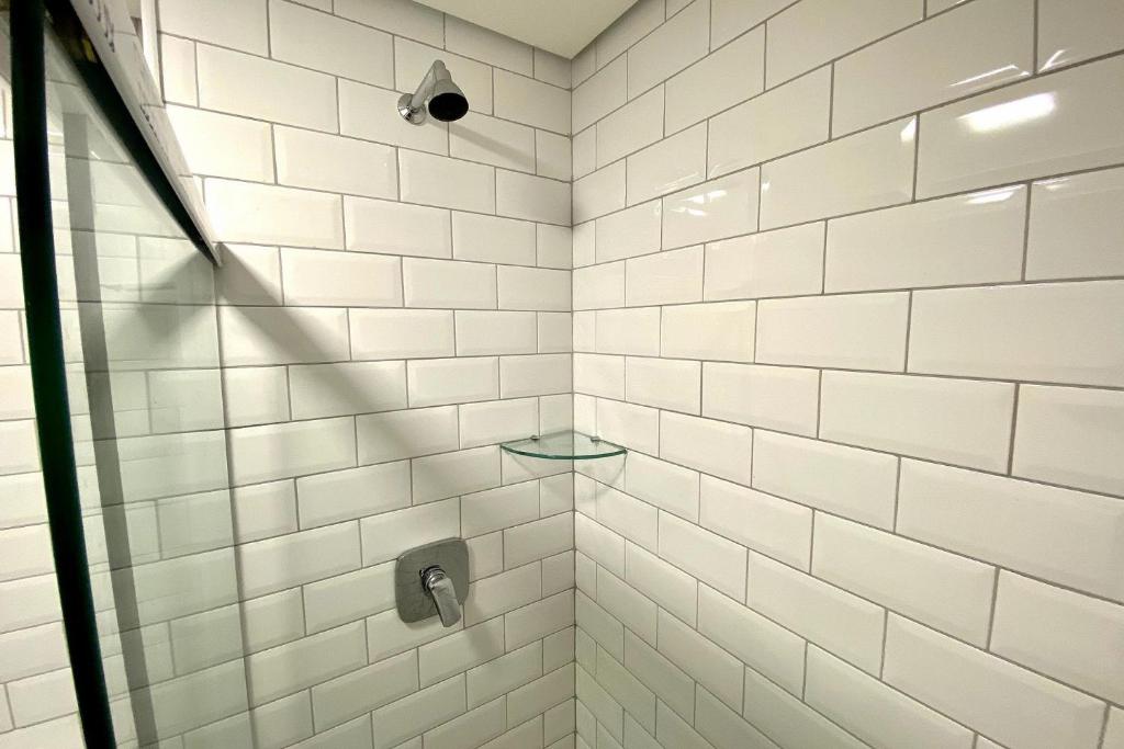  Apartamento decorado na Praia de Piedade em Pernambuco por Carpediem