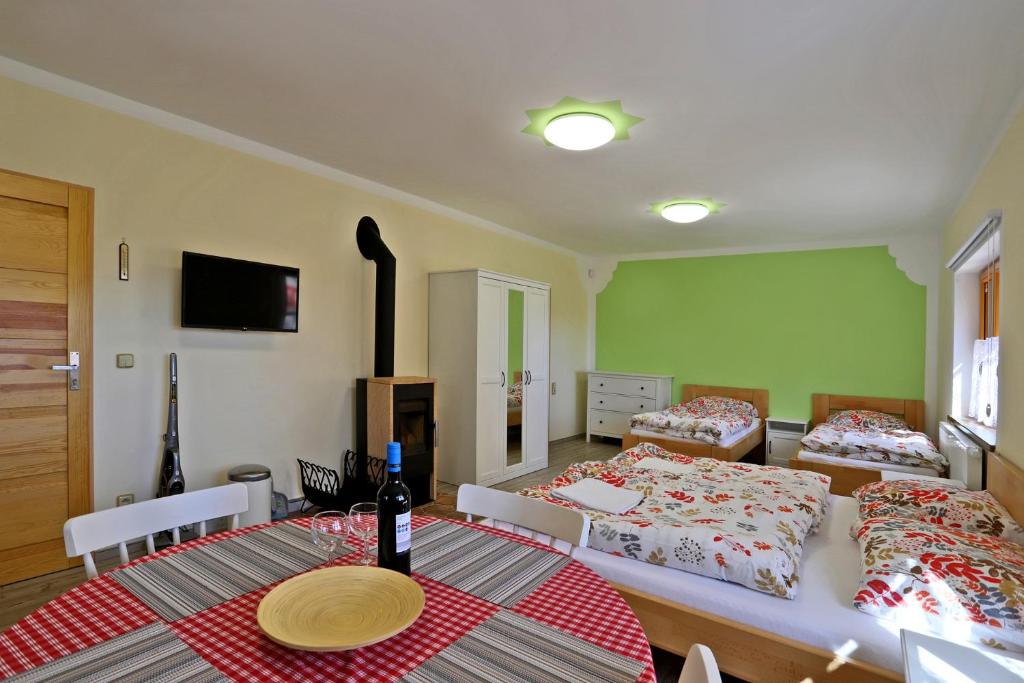 Postel nebo postele na pokoji v ubytování Apartments Pavel
