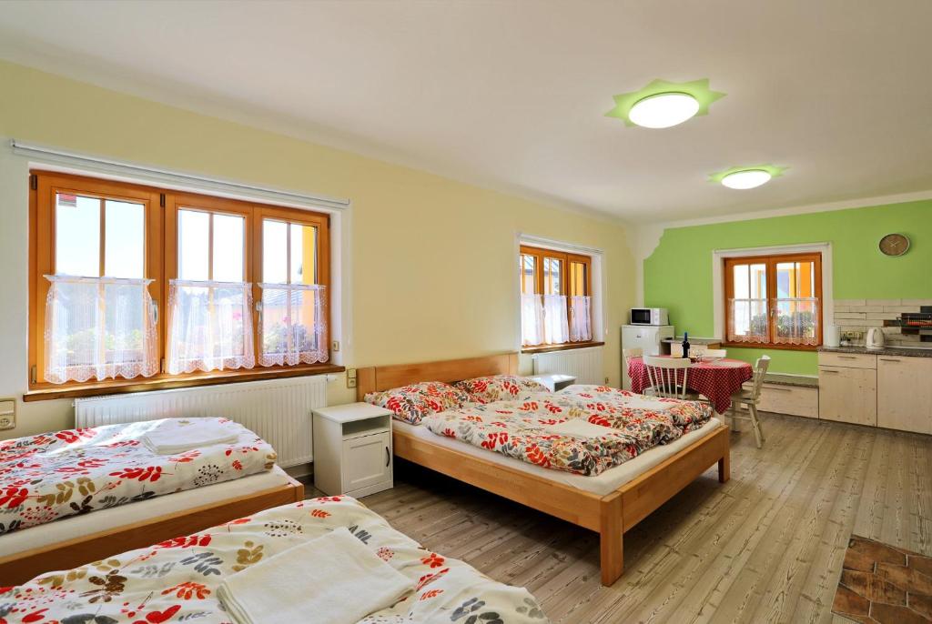Postel nebo postele na pokoji v ubytování Apartments Pavel