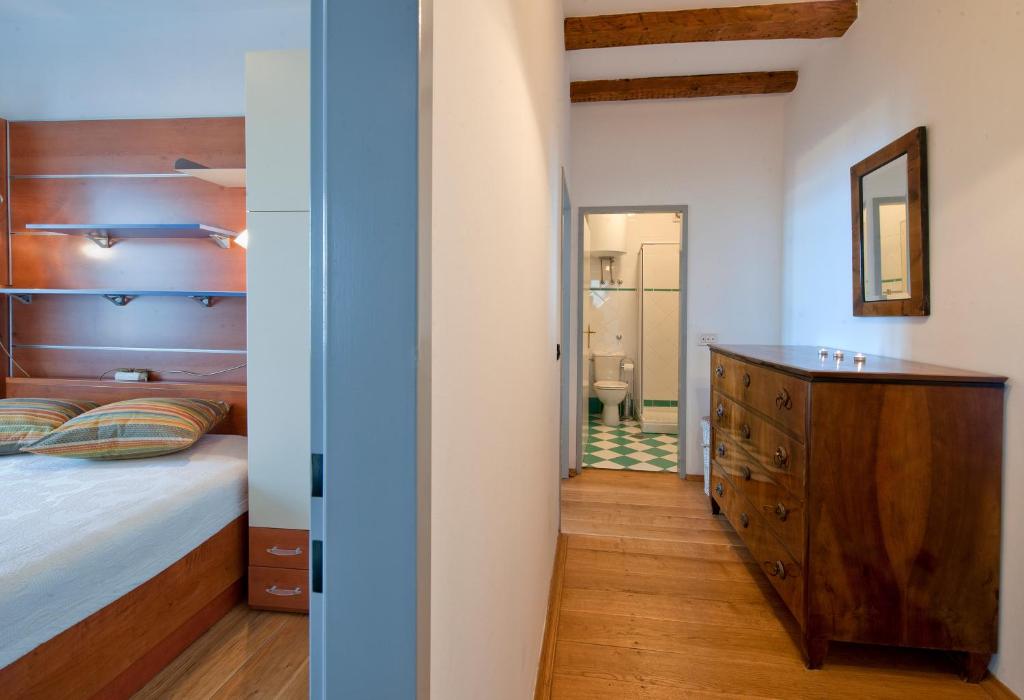 Postel nebo postele na pokoji v ubytování Villa Tangerine Vis
