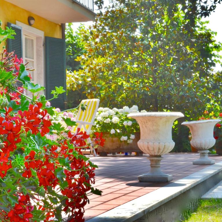 Zahrada ubytování Hotel Villa Fiorisella