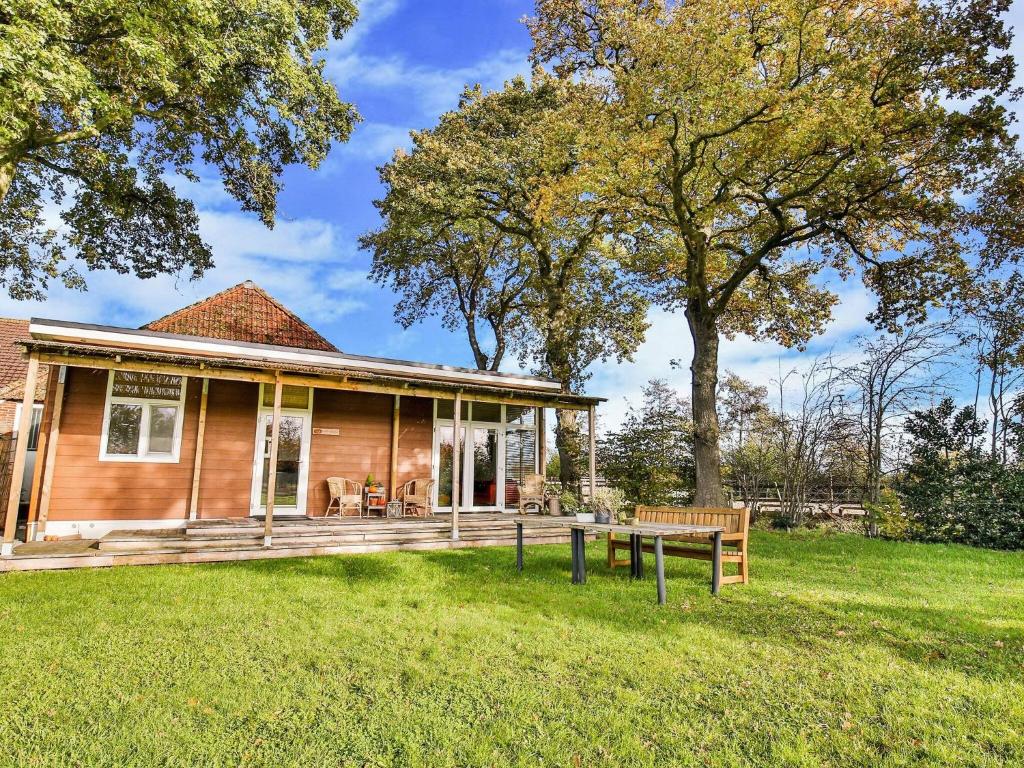 Zahrada ubytování Holiday Home in Tripscompagnie near Nature
