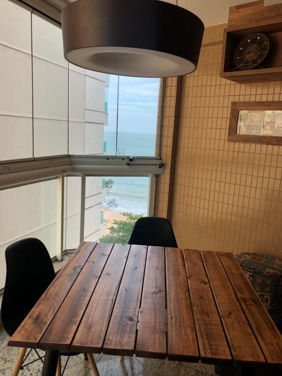  Apartamento IMPECAVÉL - Prédio em frente ao mar