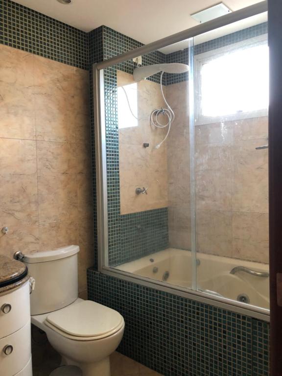 Apartamento IMPECAVÉL - Prédio em frente ao mar