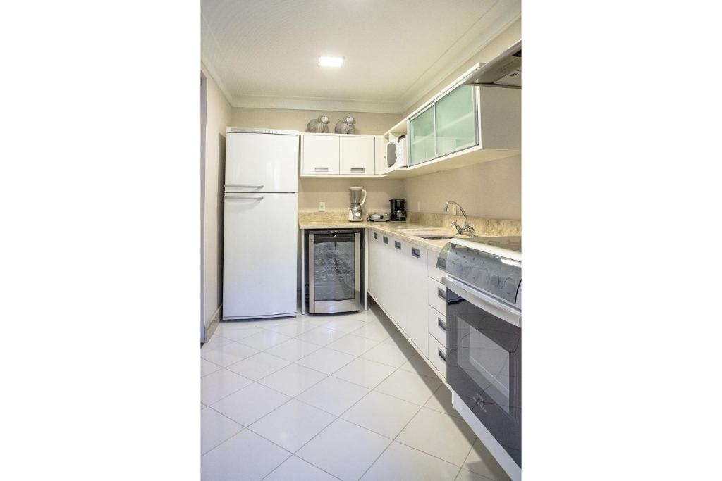 Cobertura Duplex Alto Padrão com Hidromassagem  Cobertura Duplex Alto Padrão com Hidromassagem