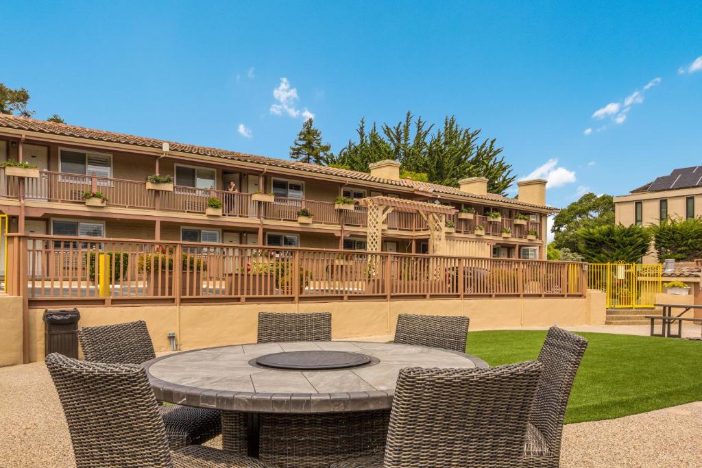 Carmel Hill Lodge photo