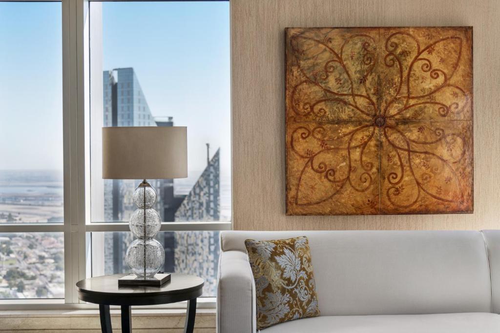 Shangri-La Apartments - Resim 33