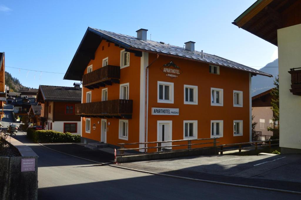 Fotografia z galérie ubytovania Aparthotel Pinzgau v destinácii Neukirchen am Großvenediger