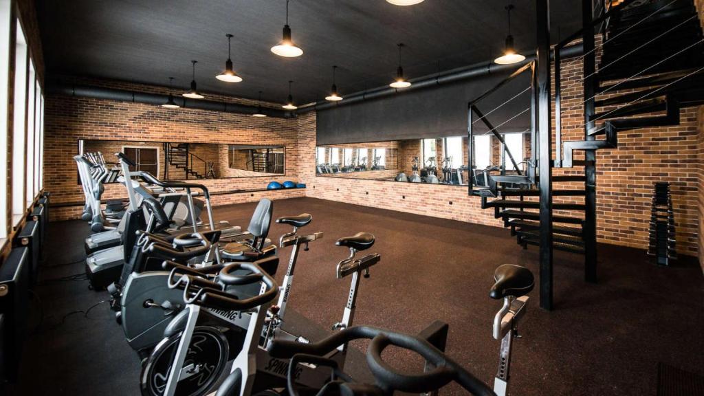 Fitness centrum a/nebo fitness zařízení v ubytování Vinařství U Kapličky