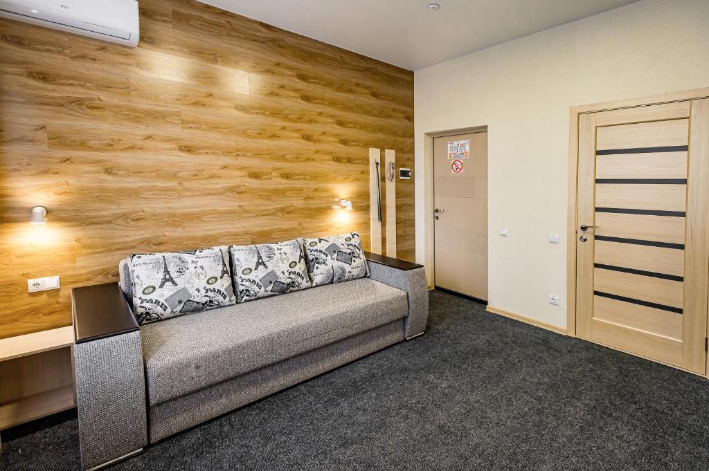 Rooms Hotel - King Suite