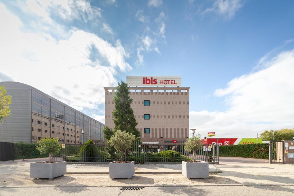 Ibis Alcala de Henares La Garena, Alcalá de Henares – Updated ...