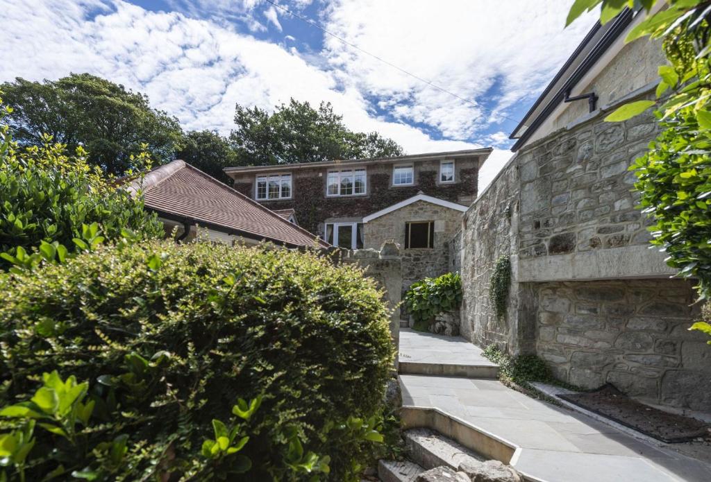 Orchard Leigh Villa