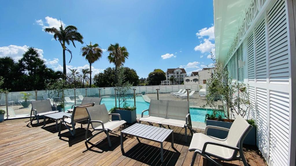 Bazén v ubytování Villa Delisle Hôtel & Spa nebo v jeho okolí