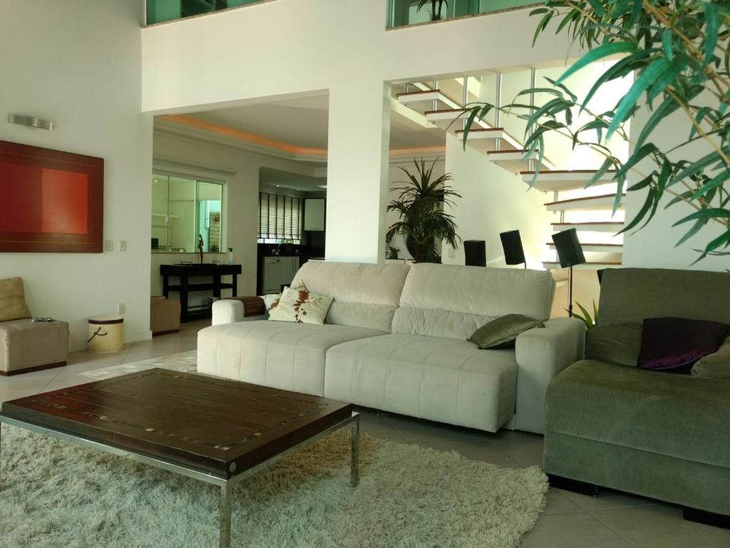  Casa con piscina en Mariscal 8 Pax- Cod 329