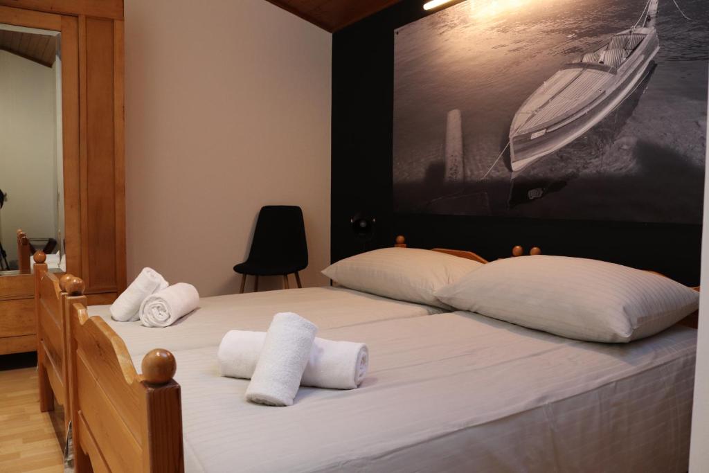 Postel nebo postele na pokoji v ubytování Borgovecchio Albergo