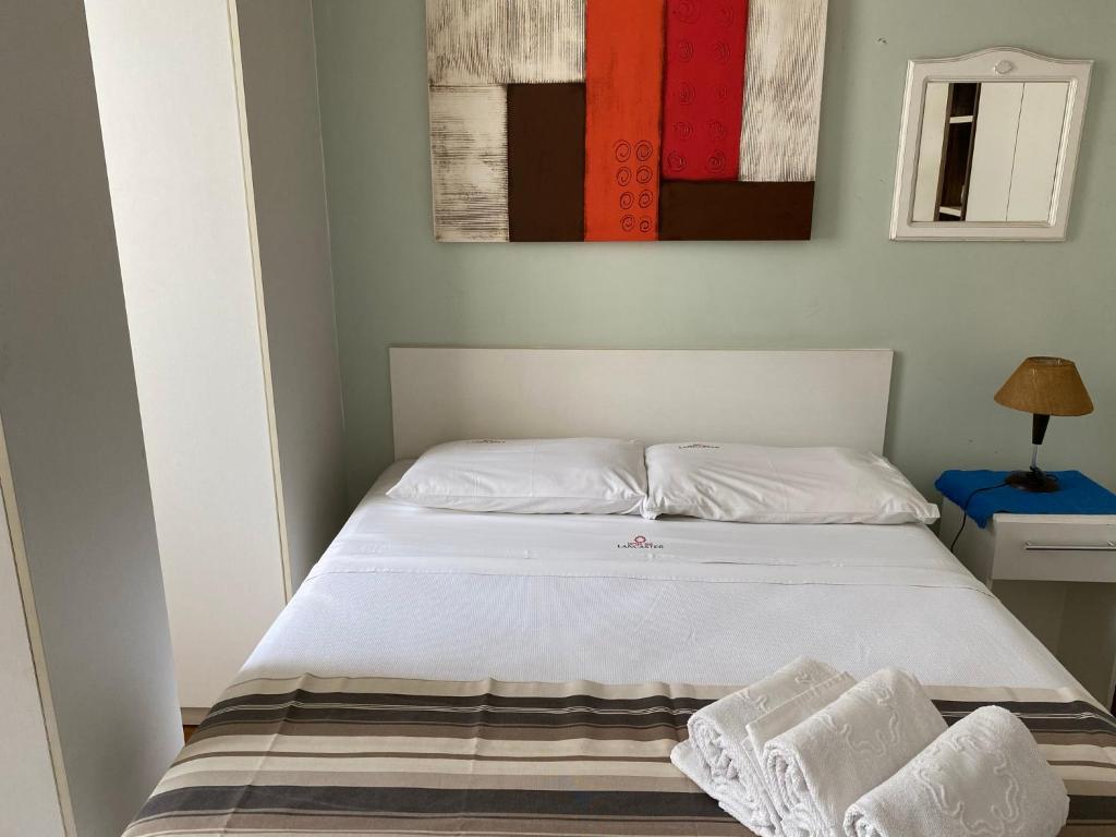  Charmoso Apartamento na Avenida Atlântica