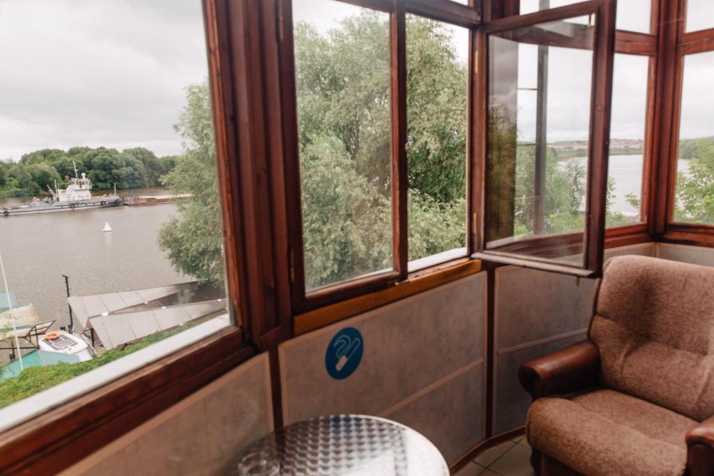 Mini hotel Gavan Nadiezhdy - Suite Avec Vue Sur La Rivière