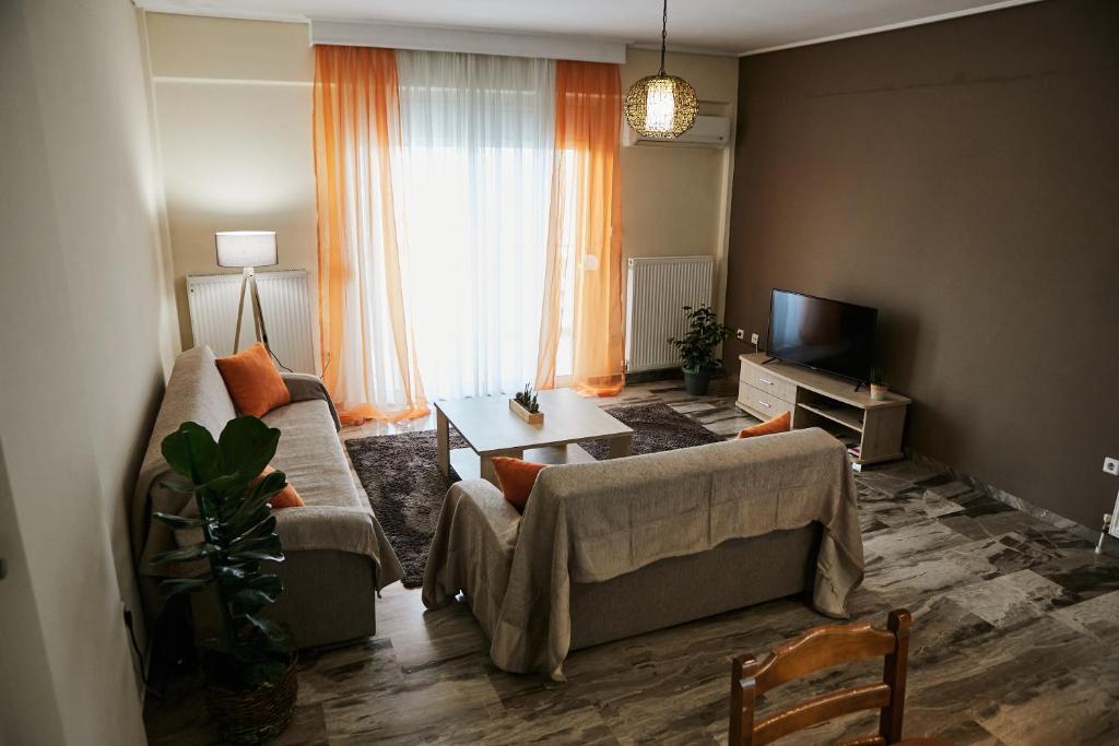 TV a/nebo společenská místnost v ubytování DreamHouse 2 - Komotini