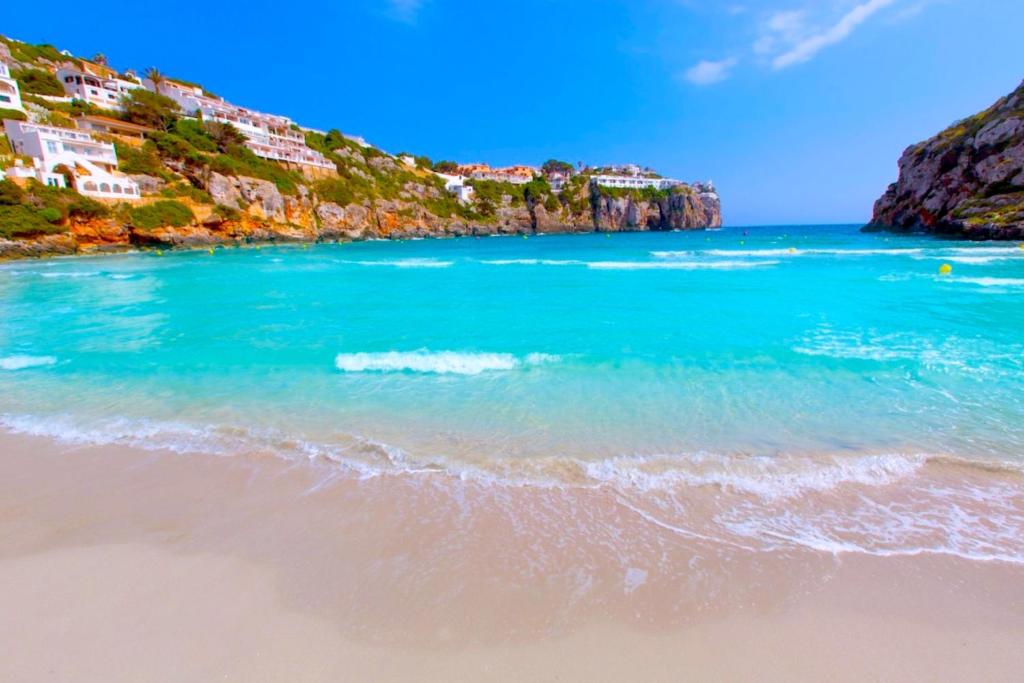 Seafront Villa Bellavista with heated pool, Cala en Porter ...