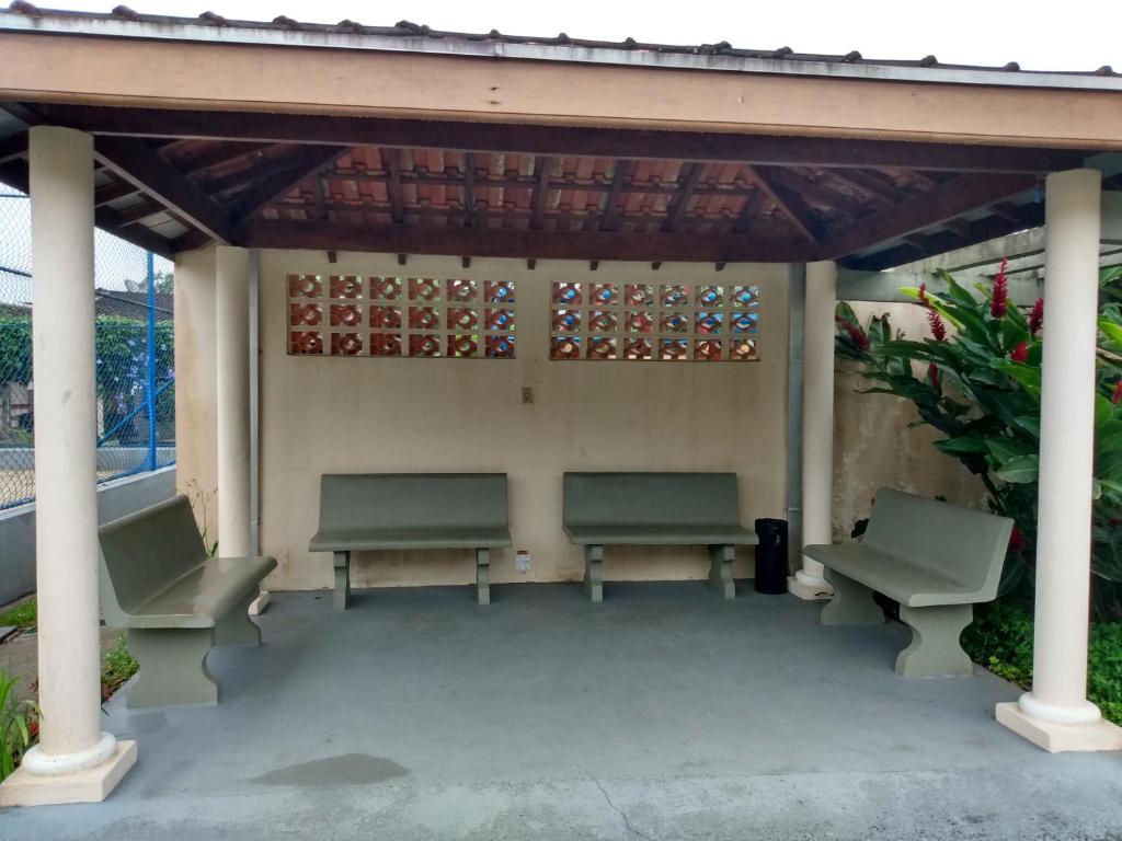  Condomínio Villagio de Maranduba VII - Praia do Sapê