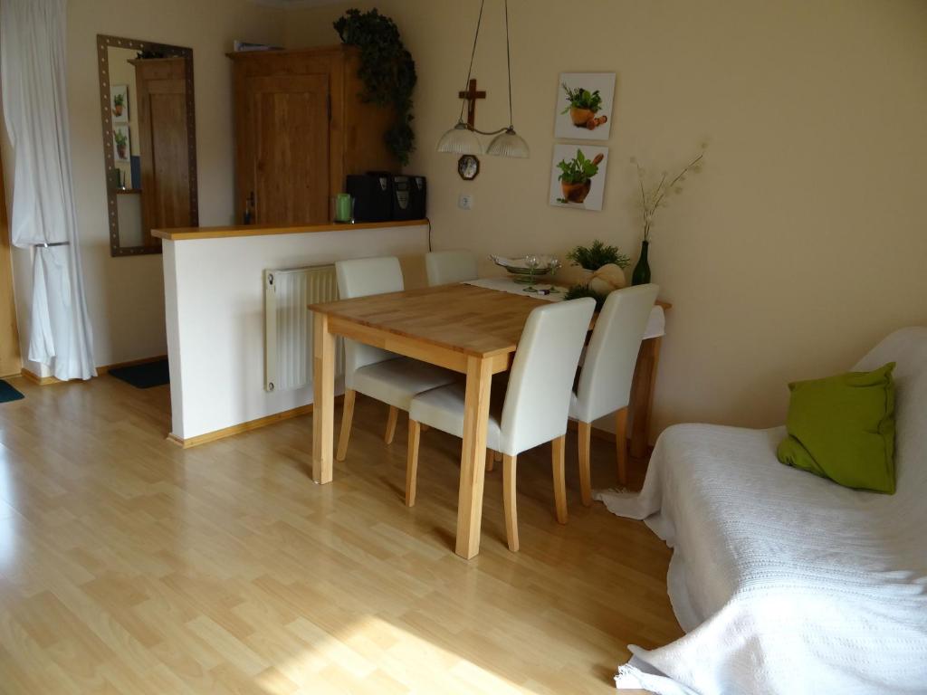 Posezení v ubytování Ferienwohnung Riepertinger