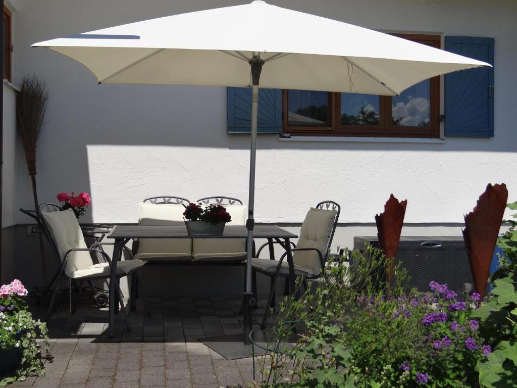 Patio nebo venkovní prostory v ubytování Ferienwohnung Riepertinger