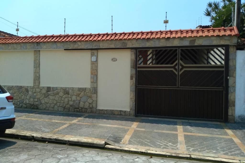  Casa Jd. Imperador - Peruíbe