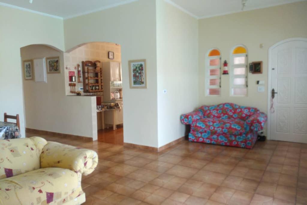  Casa Jd. Imperador - Peruíbe