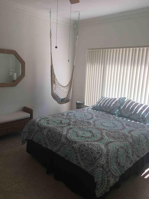 En eller flere senger på et rom på Coral Suite close to Little Havana -1K