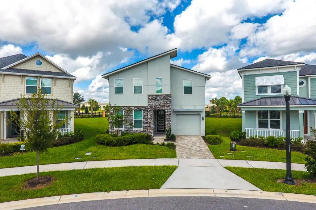 Luxury Pool Home and Game Room at Solara SA8959, Kissimmee, United States