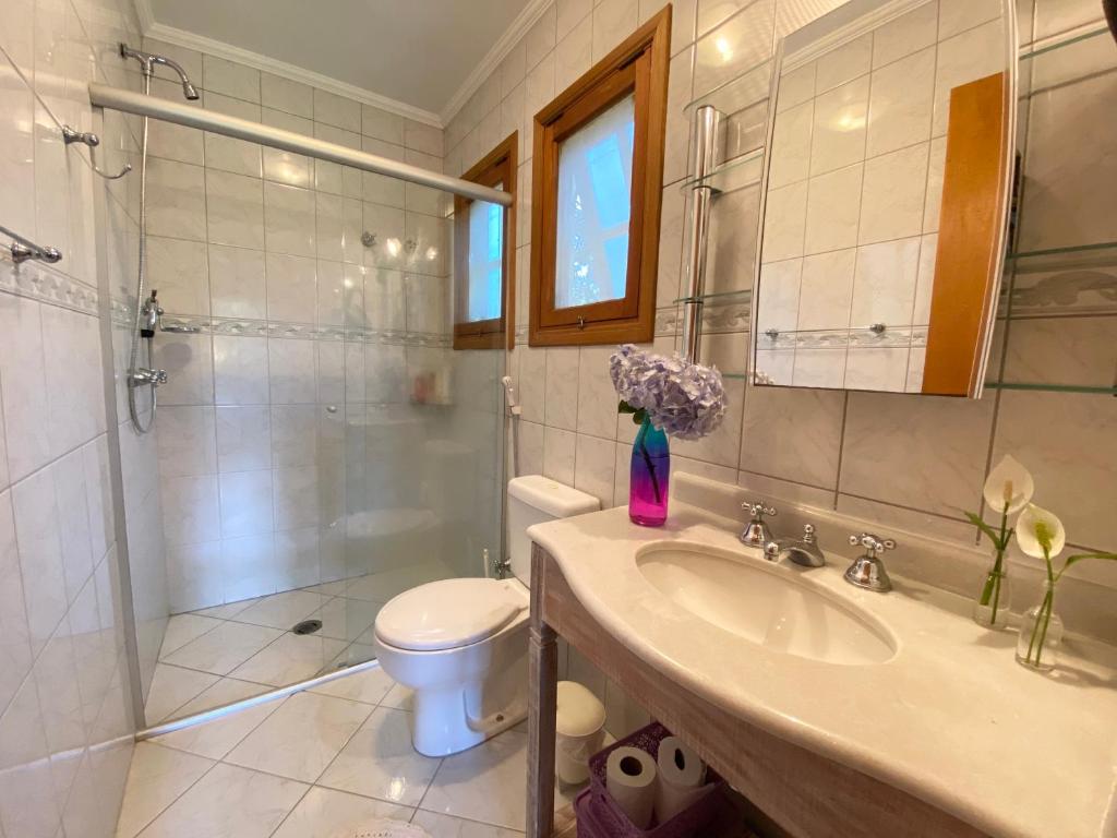  Casa alto padrão em condomínio fechado - São Roque