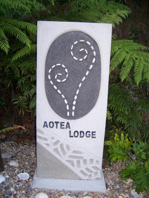 Certifikát, hodnocení, plakát nebo jiný dokument vystavený v ubytování Aotea Lodge Great Barrier