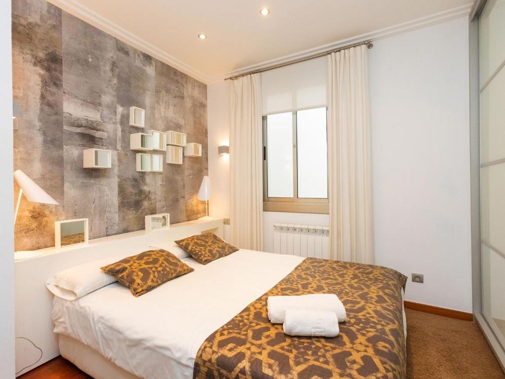 آپارتمان Centro - Passeig de Gracia - Casa Batllo توسط Interhome, آژانس هواپیمایی آسمان سپید