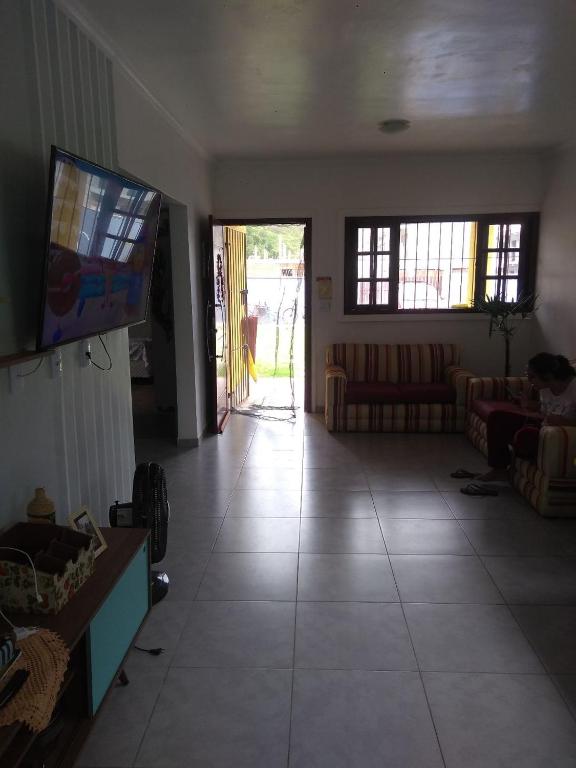  Casa piscina 600mts praia Maranduba