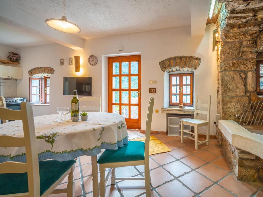 Posezení v ubytování Holiday Home Mickey by Interhome