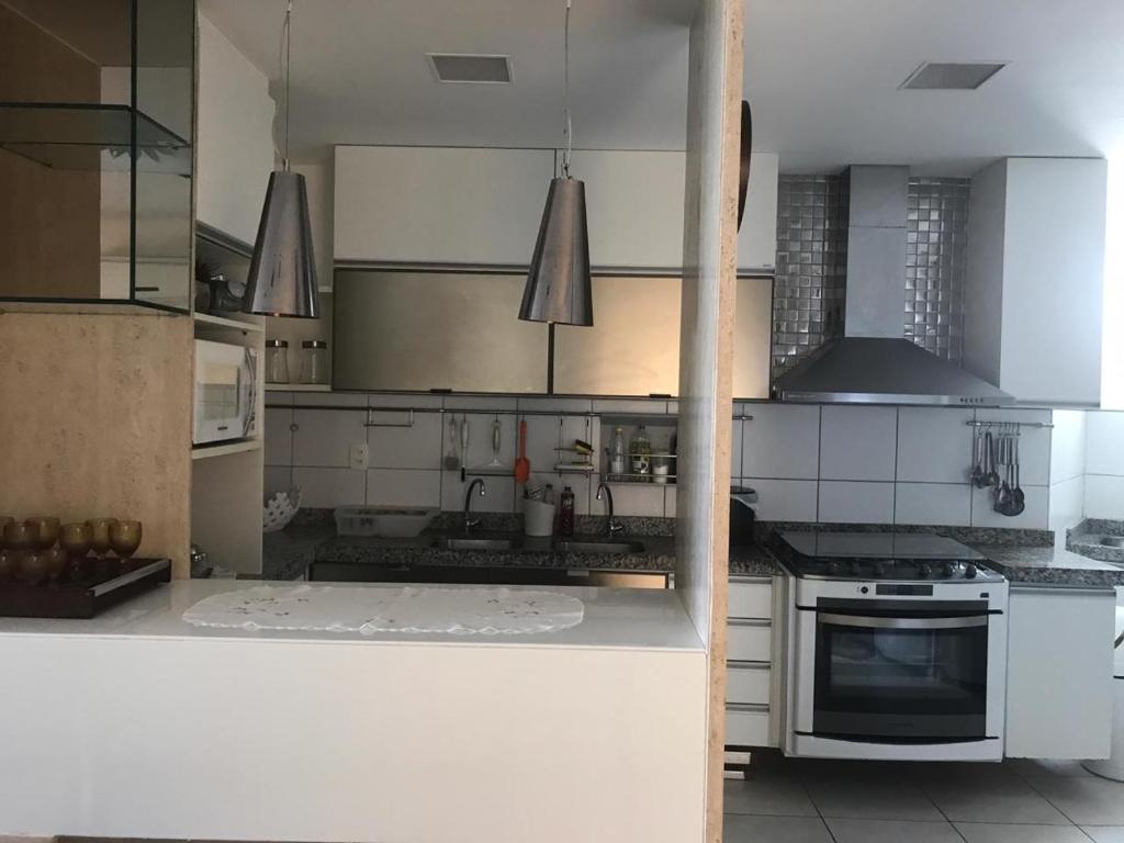  Apartamento no Porto das Dunas com vista p/ o mar