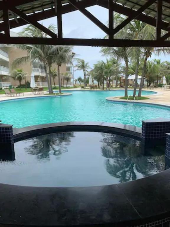  Apartamento no Porto das Dunas com vista p/ o mar