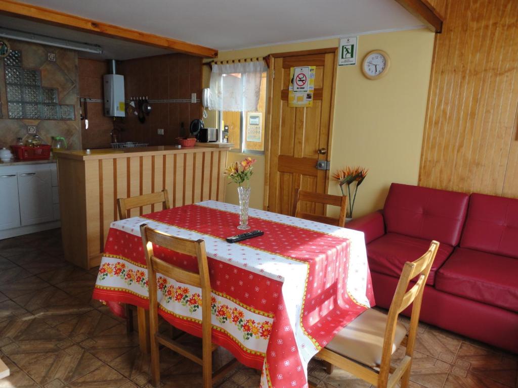 Kuchyň nebo kuchyňský kout v ubytování Hostal Miramar