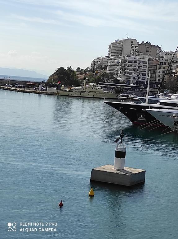 ATHENS RIVIERA SEA VIEW APARTMENT