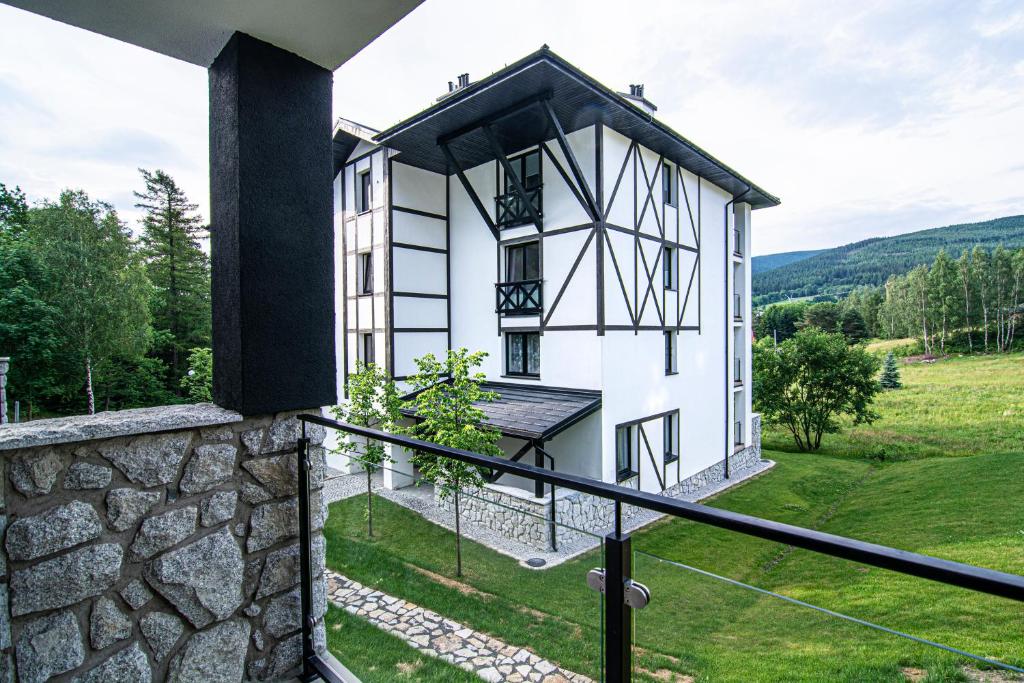 Výhľad na hory alebo výhľad na hory priamo z apartmánu