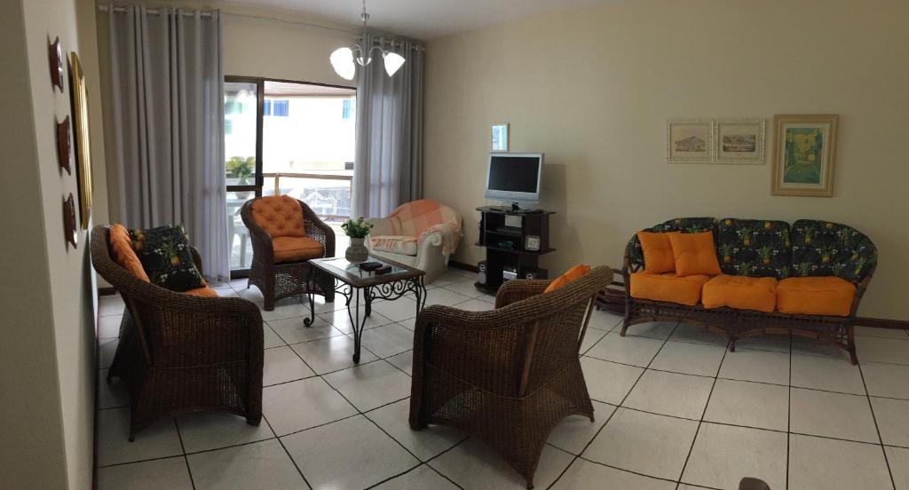  Amplo apartamento em frente ao mar em Itapema