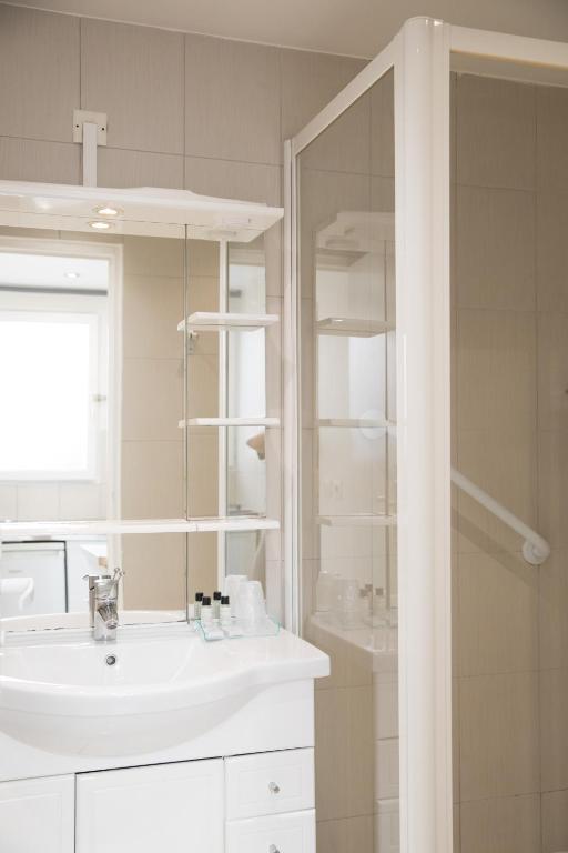 Hotel De L'Horloge - Resim 37