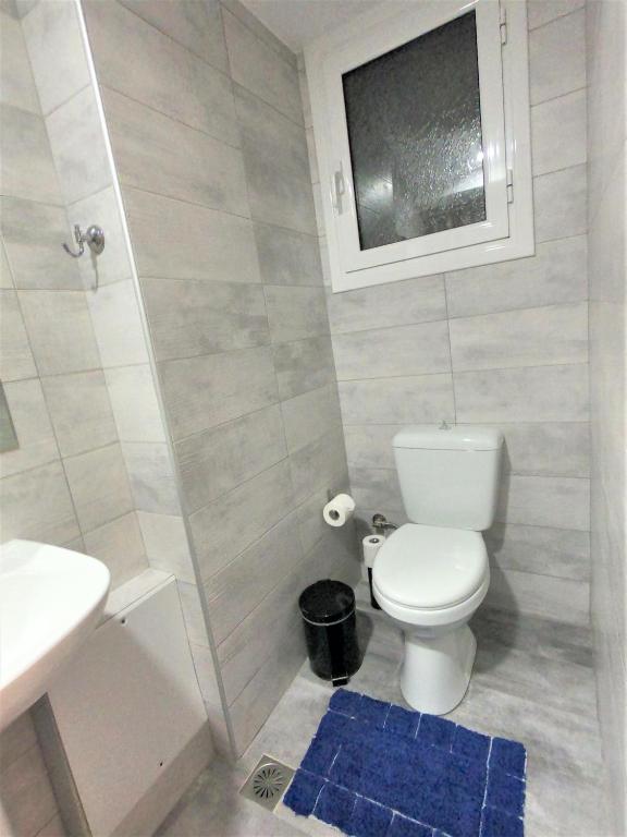 Achillion Hotel Piraeus - Resim 22