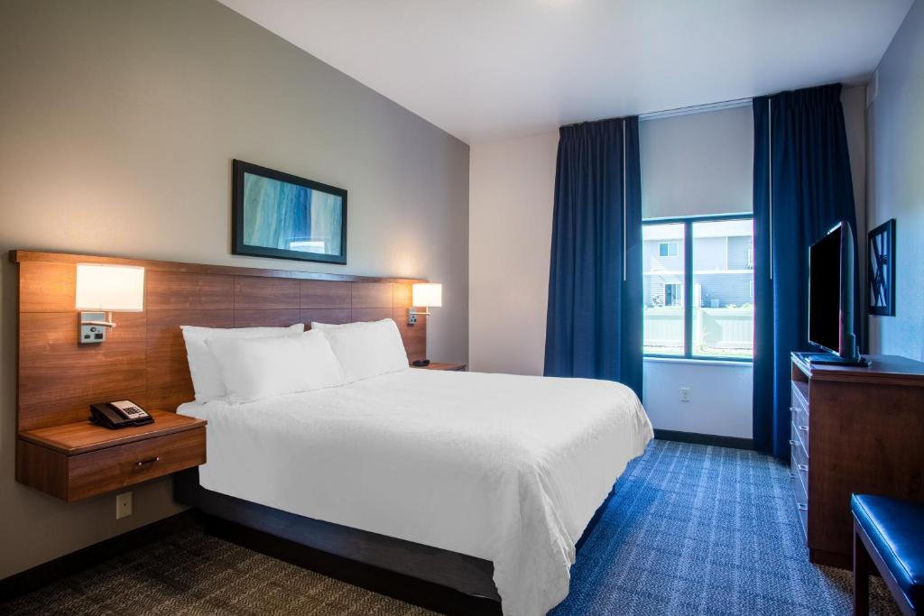 Staybridge Suites - Sioux Falls Southwest by IHG photo