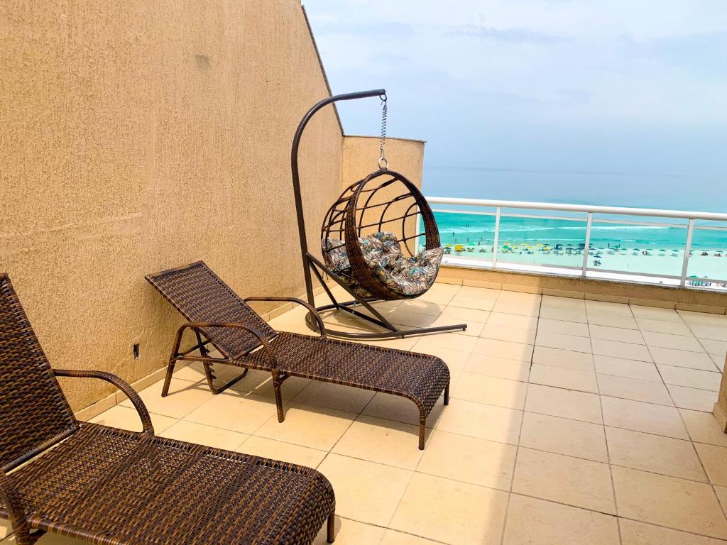  Luxuosa Cobertura beira mar Praia Grande