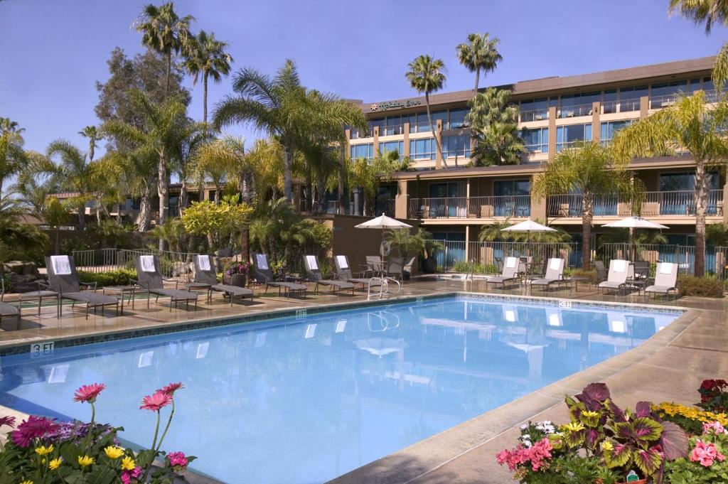 رزرو هتل و هاستل، هتل Holiday Inn San Diego Bayside، یک هتل IHG, رزرو هتل و هتل آپارتمان